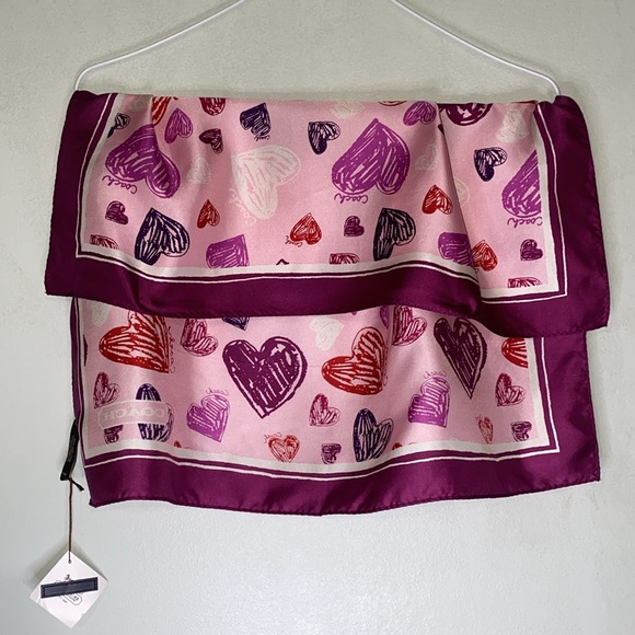 Vintage COACH Signature Pink Hearts 100% Silk Scarf-NWT - Picture 10 of 11